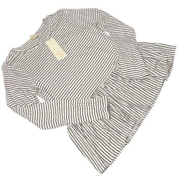 Live in the moment - size small - Striped Peplum Top - NWT - Picture 2 of 9